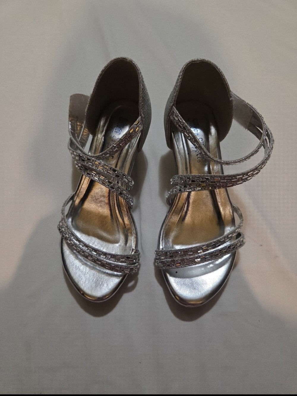 Silver slipper older girl size 13 silver shimmer heels #04
